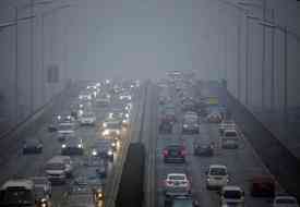 Η ατμοσφαιρική ρύπανση και ο θόρυβος μας ανεβάζουν την πίεση