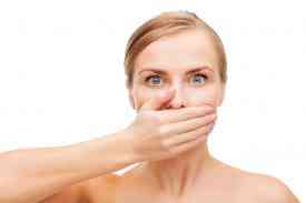 Κακοσμία του στόματος: μήπως φταίει η διατροφή σας;