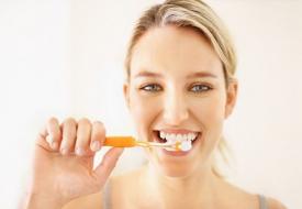 Προστατέψτε την οδοντόβουρτσα σας από τα μικρόβια