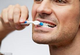 Θέλετε να καταπολεμήσετε την αρθρίτιδα; Βουρτσίζετε σωστά τα δόντια σας!