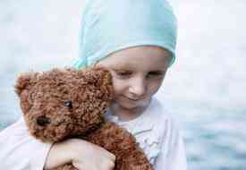 Η ψυχική υγεία των παιδιών που έχουν επιβιώσει από καρκίνο χρειάζεται προσοχή