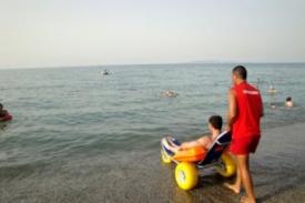 Παραλία για άτομα με κινητικά προβλήματα στην Κρήτη