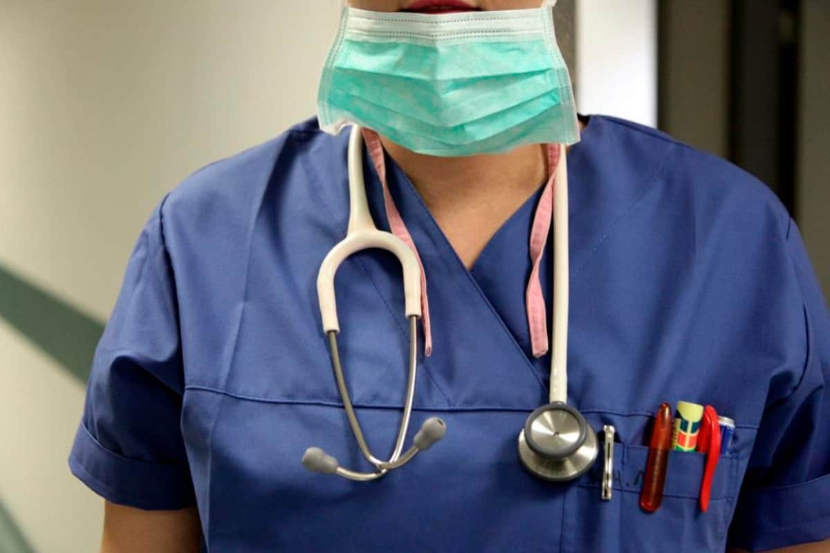 Σχέδιο νόμου για τις συνθήκες εργασίας των γιατρών: Μέχρι 48 ώρες την εβδομάδα θα δουλεύουν οι γιατροί