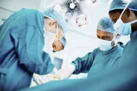 Πρωτοποριακή επέμβαση αφαίρεσης όγκου εγκεφάλου στο Νοσοκομείο Ηρακλείου