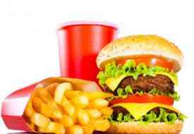 Junk food: Είναι τόσο επικίνδυνο για τα νεφρά όσο ο διαβήτης