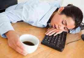 Πως επηρεάζει ο ύπνος την απόδοση μας στην εργασία
