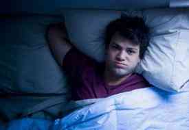 5 λόγοι για τους οποίους το άγχος καταστρέφει τον ύπνο σας