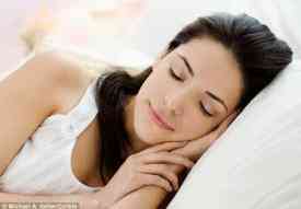 Ύπνος: Ποια είναι τα 7 πράγματα που δεν πρέπει να κάνετε ποτέ πριν κοιμηθείτε