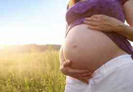 Γιατί οι κοιλιές των εγκύων μεγαλώνουν με το πέρασμα των χρόνων;