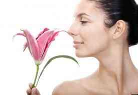 Γιατί οι γυναίκες μυρίζουν καλύτερα από τους άντρες;