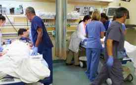 ΠΙΣ: Όχι χωρίς όρους οι μετακινήσεις γιατρών στα ΤΕΠ νοσοκομείων