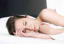 Αϋπνία: Γιατί χτυπά περισσότερο τις γυναίκες;