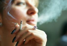 Κάπνισμα: Ακόμα κι ένα τσιγάρο την ημέρα είναι επικίνδυνο