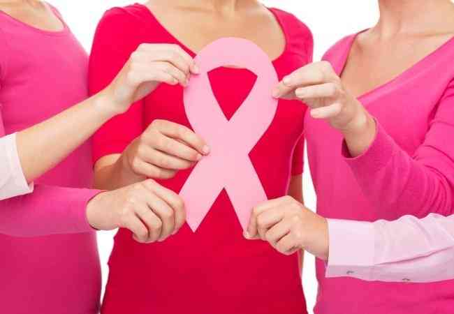 Καρκίνος του μαστού: Ποτό, περιττά κιλά και καθισιό αυξάνουν τον κίνδυνο επανεμφάνισης