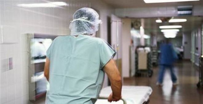Παρέμβαση Εισαγγελέα για την εισβολή αρνητών σε νοσοκομεία με σκοπό την παρεμπόδιση ιατρικών πράξεων
