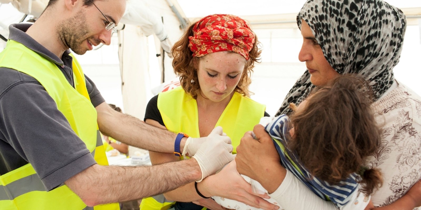 Συστάσεις εμβολιασμού για τη συμμετοχή των προσφυγόπουλων σε εκπαιδευτικές δραστηριότητες