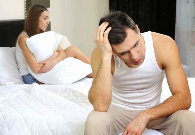 Σεξ: Πολλοί άντρες βιώνουν πόνο στα γεννητικά όργανα κατά τη διάρκεια της σεξουαλικής επαφής