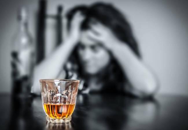 Καρκίνος του μαστού: Το ελάχιστο αλκοόλ αυξάνει τον κίνδυνο