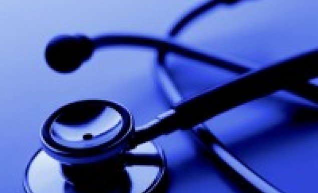 Ενεργοποιείται ο νόμος για τη μονιμοποίηση ειδικευόμενων γιατρών