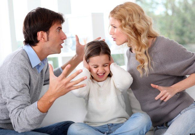 Το άσχημο διαζύγιο των γονιών βλάπτει την υγεία των παιδιών