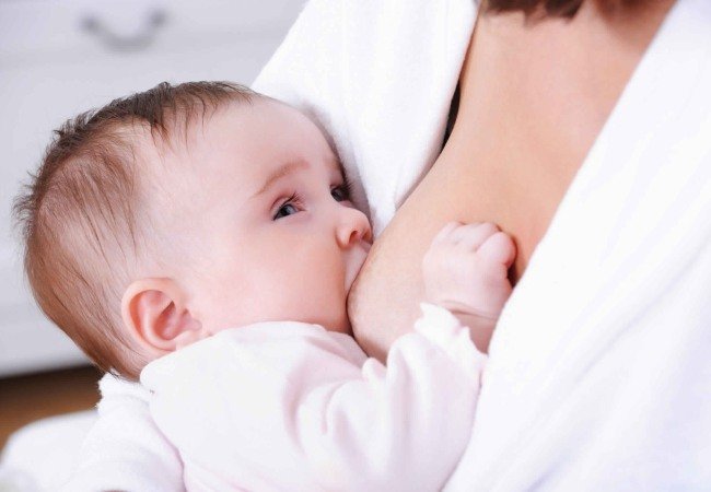 Θηλασμός: Μειώνει τον κίνδυνο καρκίνου στη μητέρα και το παιδί