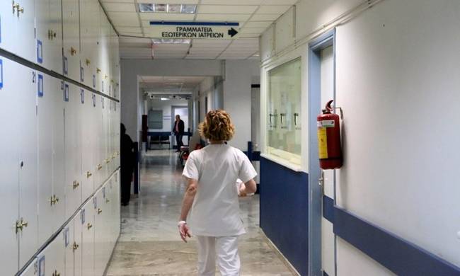Ο Ξανθός “μεταρρυθμίζει” τα πενταμελή Συμβούλια των νοσοκομείων στο ΕΣΥ