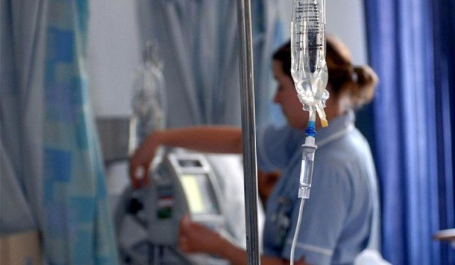 Πόλεμος μεταξύ των νόμιμων και παράνομων αποκλειστικών νοσοκόμων στα νοσοκομεία του ΕΣΥ Πόλεμος μεταξύ των νόμιμων και παράνομων αποκλειστικών νοσοκόμων στα νοσοκομεία του ΕΣΥ
