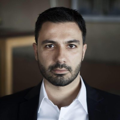 κοκαλιάρικο κορίτσι τεράστια πούτσα πορνό