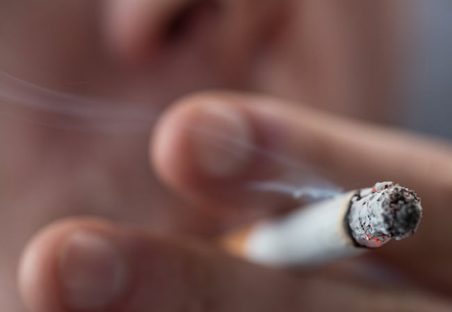 Κάπνισμα: Μπορεί να προκαλέσει μετεγχειρητικές επιπλοκές
