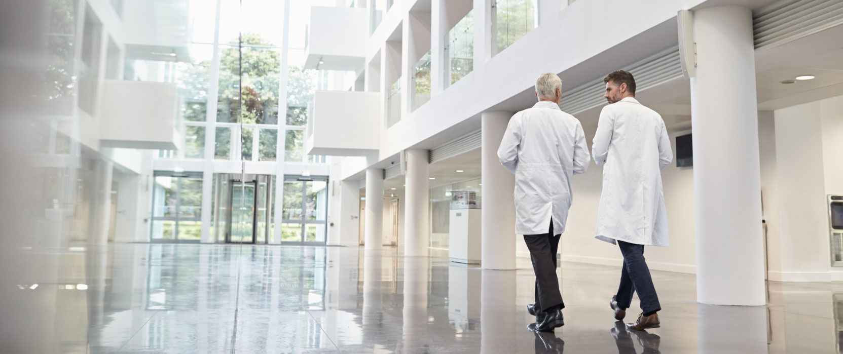 “Με πέντε βήματα και ένα κλικ βρίσκεις την καλύτερη κλινική”, υπόσχεται το BookingClinic.com