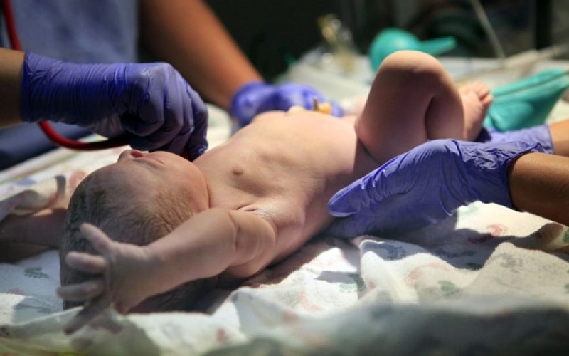 Εθνικό Πρόγραμμα Ομφαλοπλακουντιακού Αίματος ζητεί ο Συνήγορος του Πολίτη