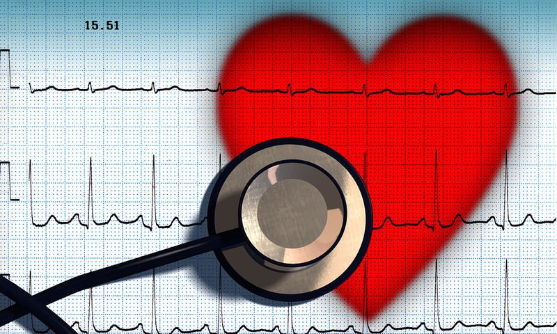 Ανακοστολόγηση Πολάκη σε καρδιαγγειακές πράξεις υψηλού κόστους