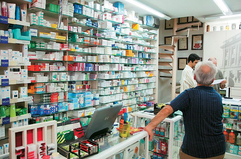 Με το… κιάλι πλέον τα αντιγριπικά εμβόλια – Μεγάλες ελλείψεις φαρμάκων στην αγορά