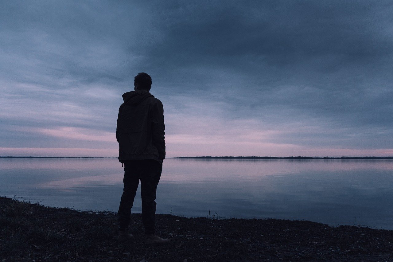 Μοναξιά: Πώς βλάπτει την υγεία των ανδρών