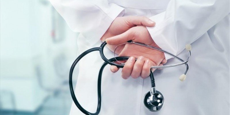 Σκληρή κριτική των Παθολόγων στο υπουργείο Υγείας για τον Προσωπικό Ιατρό: «Όπως να’ναι, όποιος νά’ναι και ότι να’ναι»