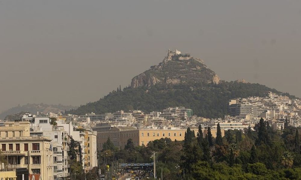 Αντιμέτωποι με την αφρικανική σκόνη όλη τη Μεγάλη Εβδομάδα