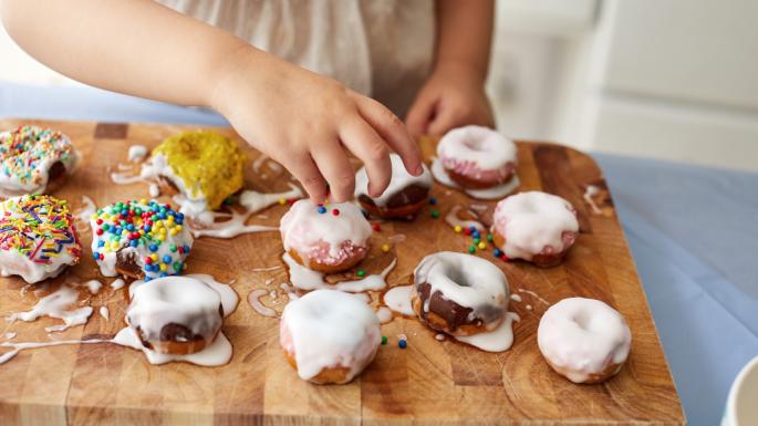 Πόση ζάχαρη επιτρέπεται να καταναλώνουν τα παιδιά;
