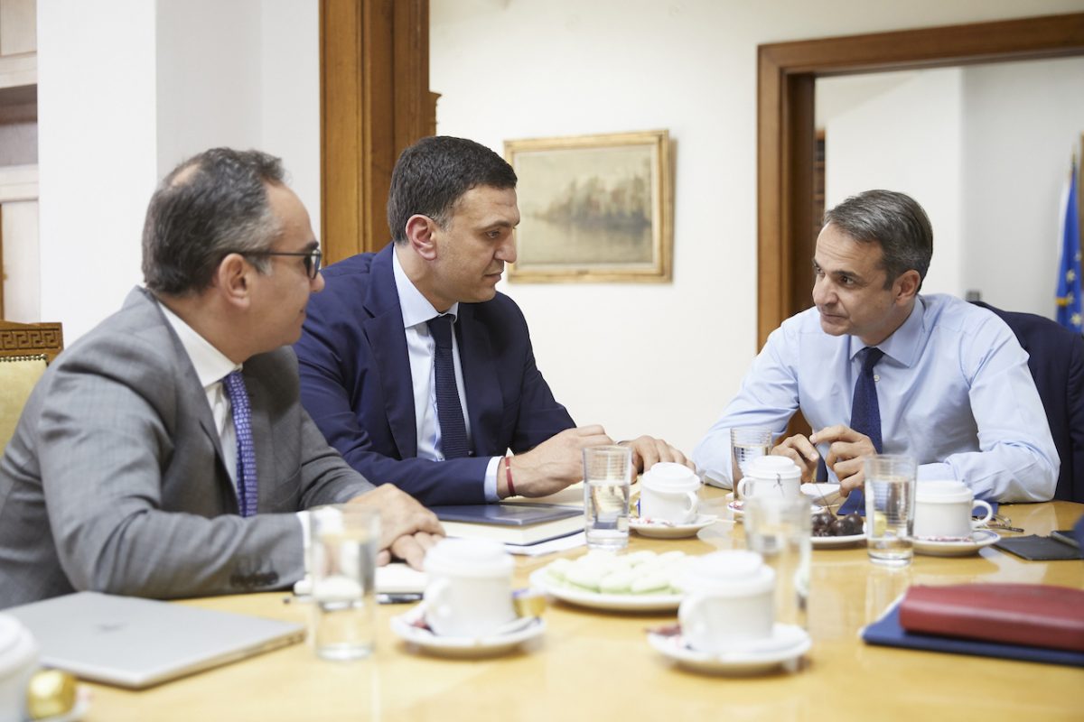 Τα tweet του Κυριάκου Μητσοτάκη και του Βασίλη Κικίλια για τη σύσκεψη στο υπουργείο Υγείας