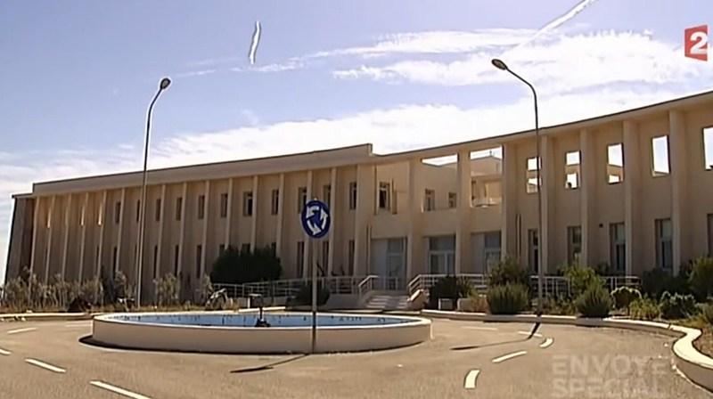Νοσοκομείο Σαντορίνης: Με “λουκέτο” σε τμήματα του ιδρύματος απειλεί ο διοικητής!