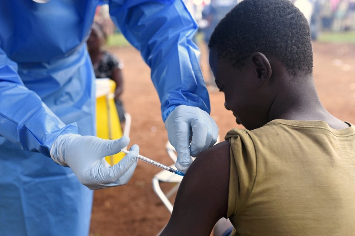 Έμπολα: Οι επιζώντες του ιου κινδυνεύουν περισσότερο από πρόωρο θάνατο
