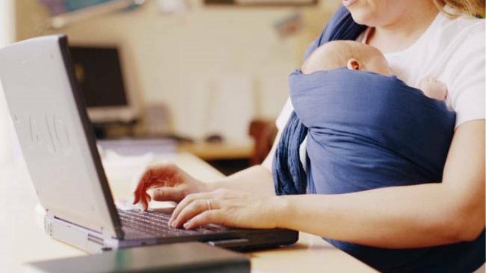 Επίδομα μητρότητας από τον ΕΦΚΑ και σε ασφαλισμένες του πρώην ΟΑΕΕ