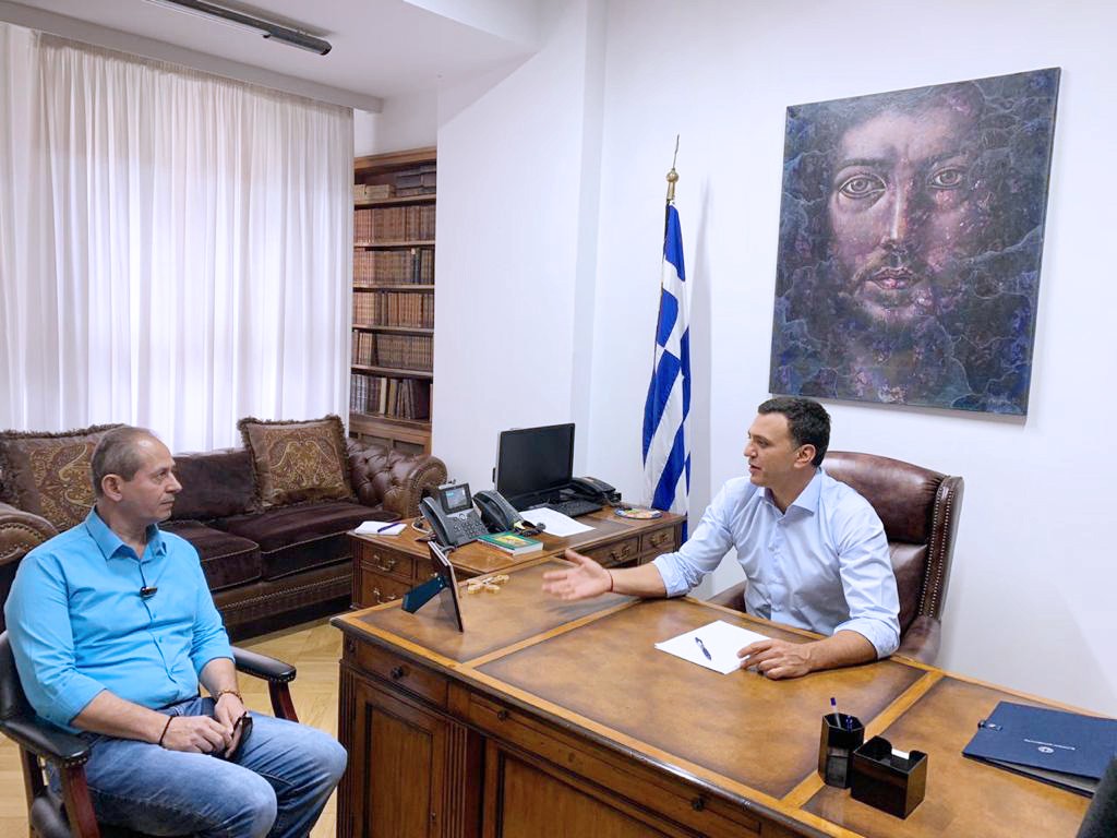 Ο Βασίλης Κικίλιας συναντήθηκε με τον πατέρα της 8χρονης Αλεξίας