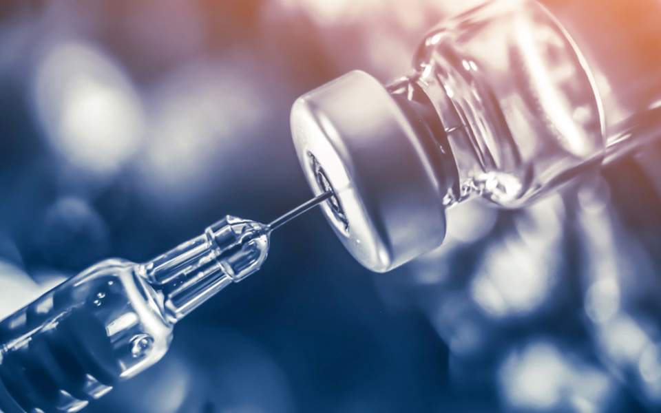 Θεμιστοκλέους: Τα ποσοστά εμβολιασμού ανά ηλικιακή ομάδα – Πόσα εμβόλια Novavax έχουν γίνει στη χώρα