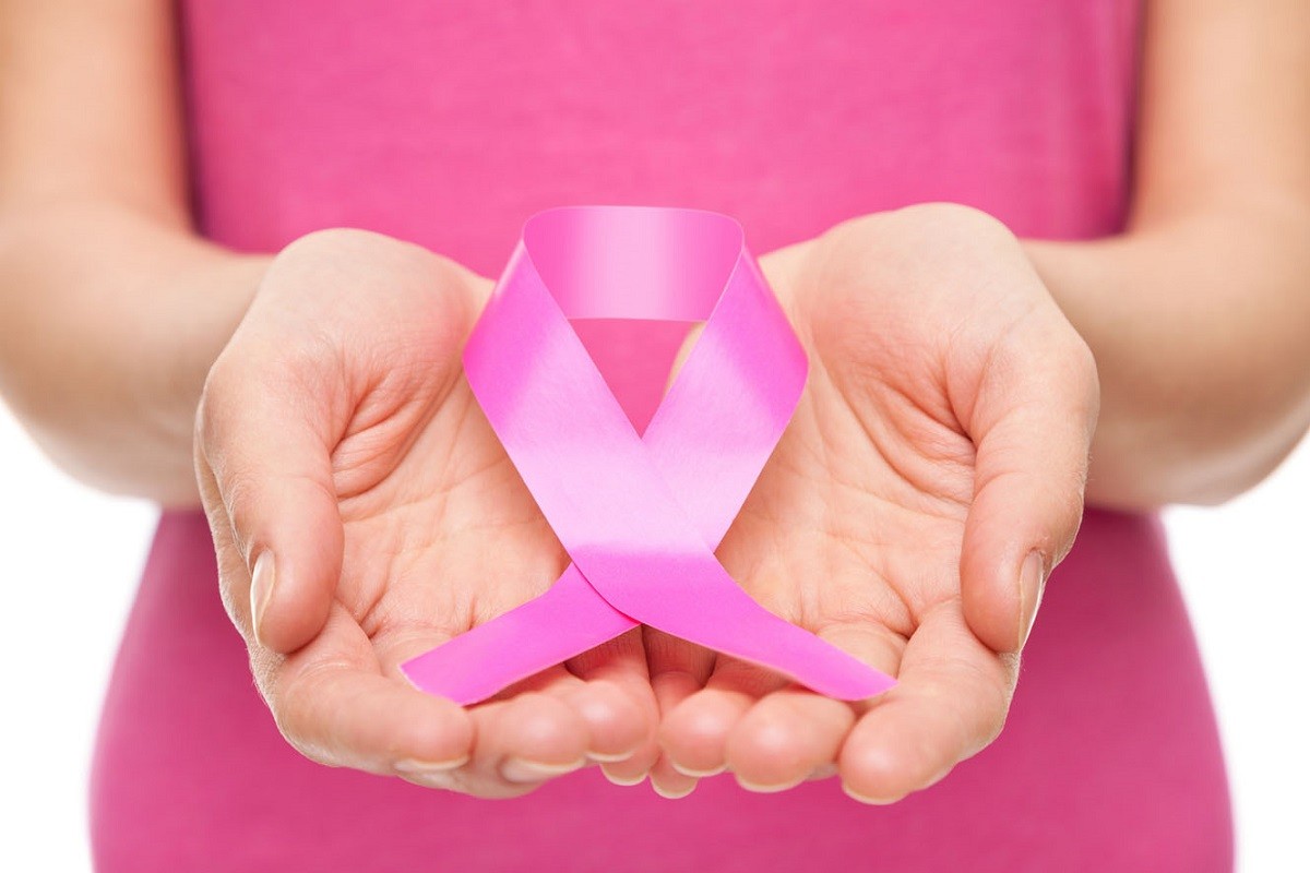 Καρκίνος ωοθηκών: 8 πρώιμα συμπτώματα που πρέπει να προσέχουμε