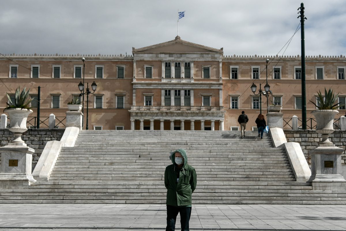 Πλατεία Συντάγματος κορονοϊός