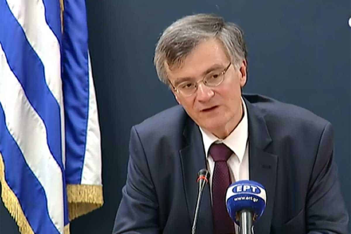 Τσιόδρας: “Δεν θα πρέπει να βιαστούμε για το εμβόλιο”