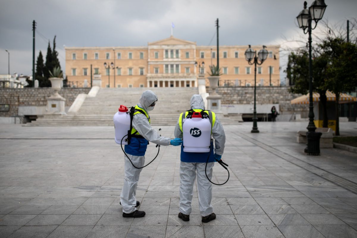 Η νέα εικόνα της πανδημίας COVID-19 – Τσιόδρας: “Δεν τελειώσαμε με τον κορονοϊό”