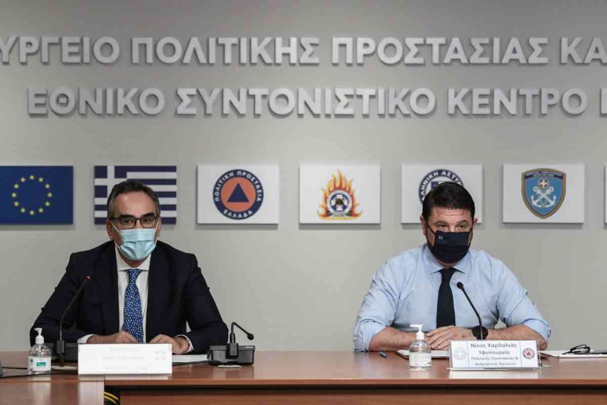 Κοντοζαμάνης – Χαρδαλιάς: “Δεν κρύβουμε κρούσματα στα νησιά – Έρχονται προσλήψεις στην Υγεία”