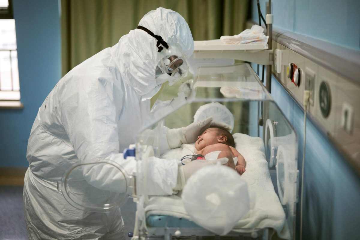 Αττικόν: Αρνητικά όλα τα νεογνά που γεννήθηκαν στη χώρα από μητέρες με Covid-19