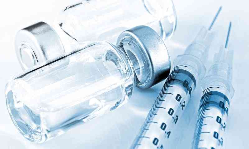 Clawback και στη δαπάνη των εμβολίων προβλέπει ΚΥΑ